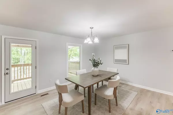 Owens Cross Roads, AL 35763,3780 Old Highway 431