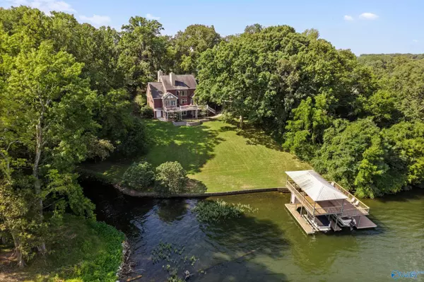 Muscle Shoals, AL 35661,155 Wilson Court