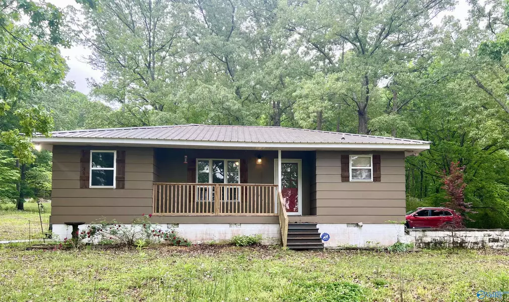 919 South Cedar Cove Road, Hartselle, AL 35640