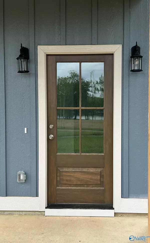 Cedar Bluff, AL 35959,825 County Road 595