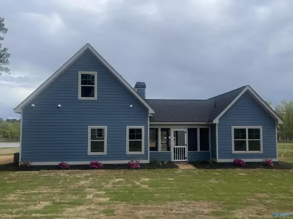 Cedar Bluff, AL 35959,825 County Road 595