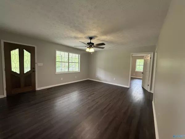 Vinemont, AL 35179,45 County Road 1424