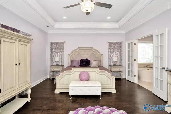 Owens Cross Roads, AL 35763,3035 Ginn Point Road SE