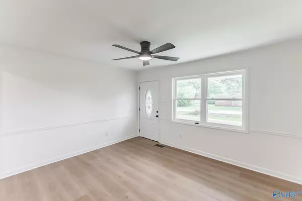 Hartselle, AL 35640,303 Gilchrist Street