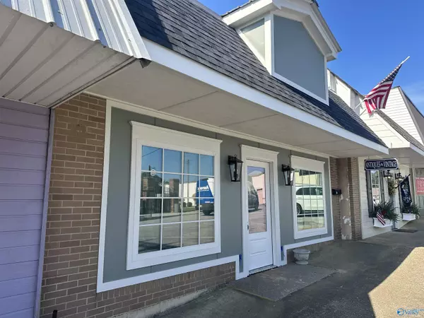 Arab, AL 35016,19 1st Avenue NW