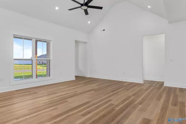 Killen, AL 35645,191 Spry Way