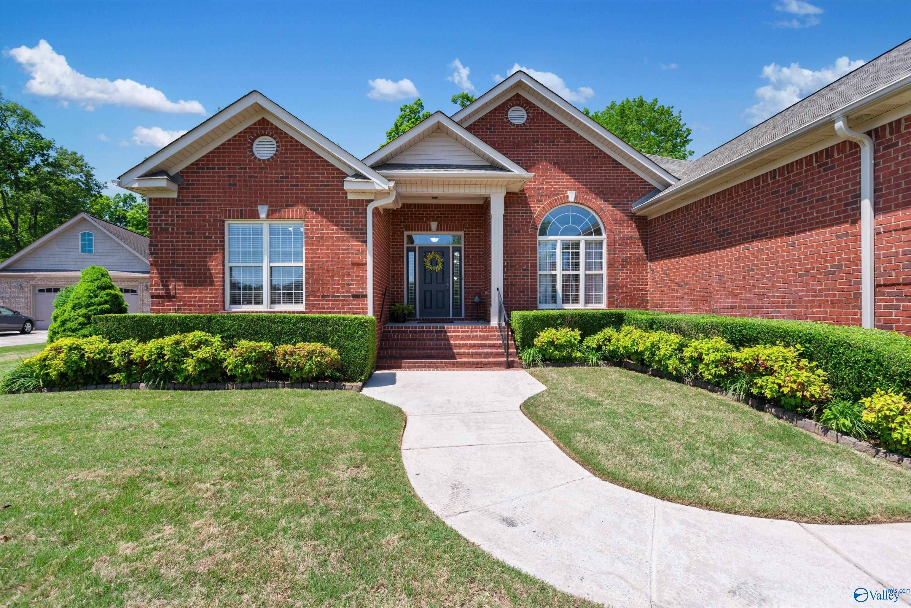 191 River Walk Trail, New Market, AL 35761