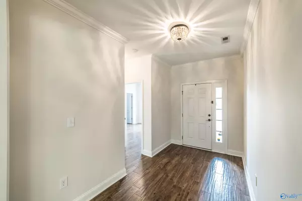 Owens Cross Roads, AL 35763,8544 Rolling Oaks Drive