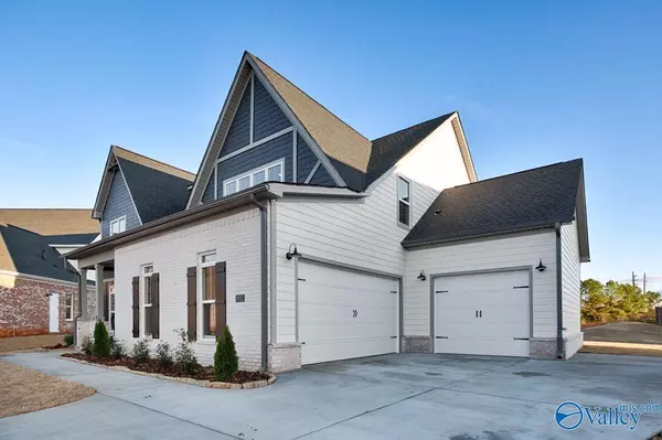 Madison, AL 35757,216 Miniver Place