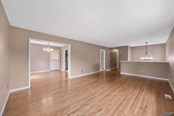 Huntsville, AL 35810,3911 Gardenside Drive