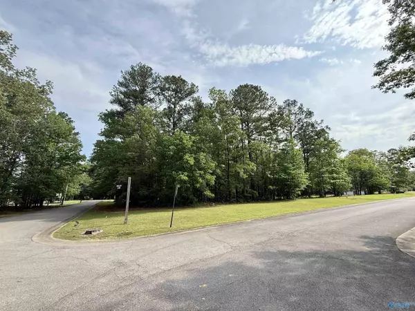 Rainbow City, AL 35906,200 English Lane