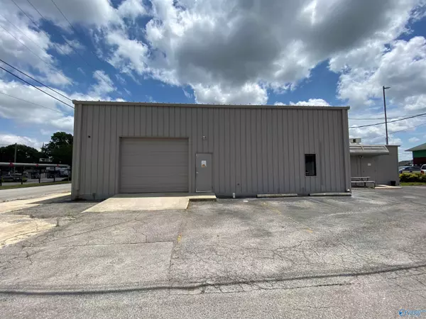 Decatur, AL 35601,1401 6th Avenue SE