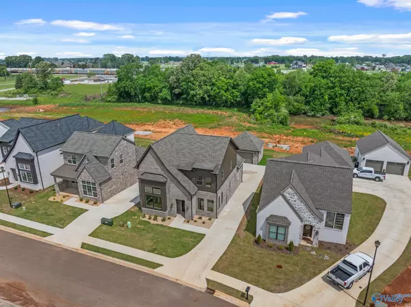 Tuscumbia, AL 35674,205 Fame Avenue