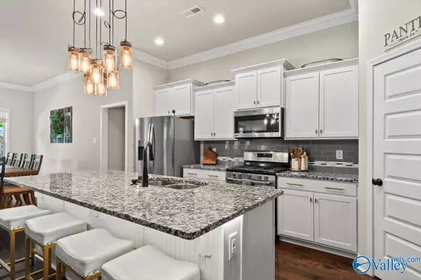 Owens Cross Roads, AL 35763,3016 Peevey Creek Lane