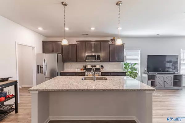 New Market, AL 35761,104 Saddle Street