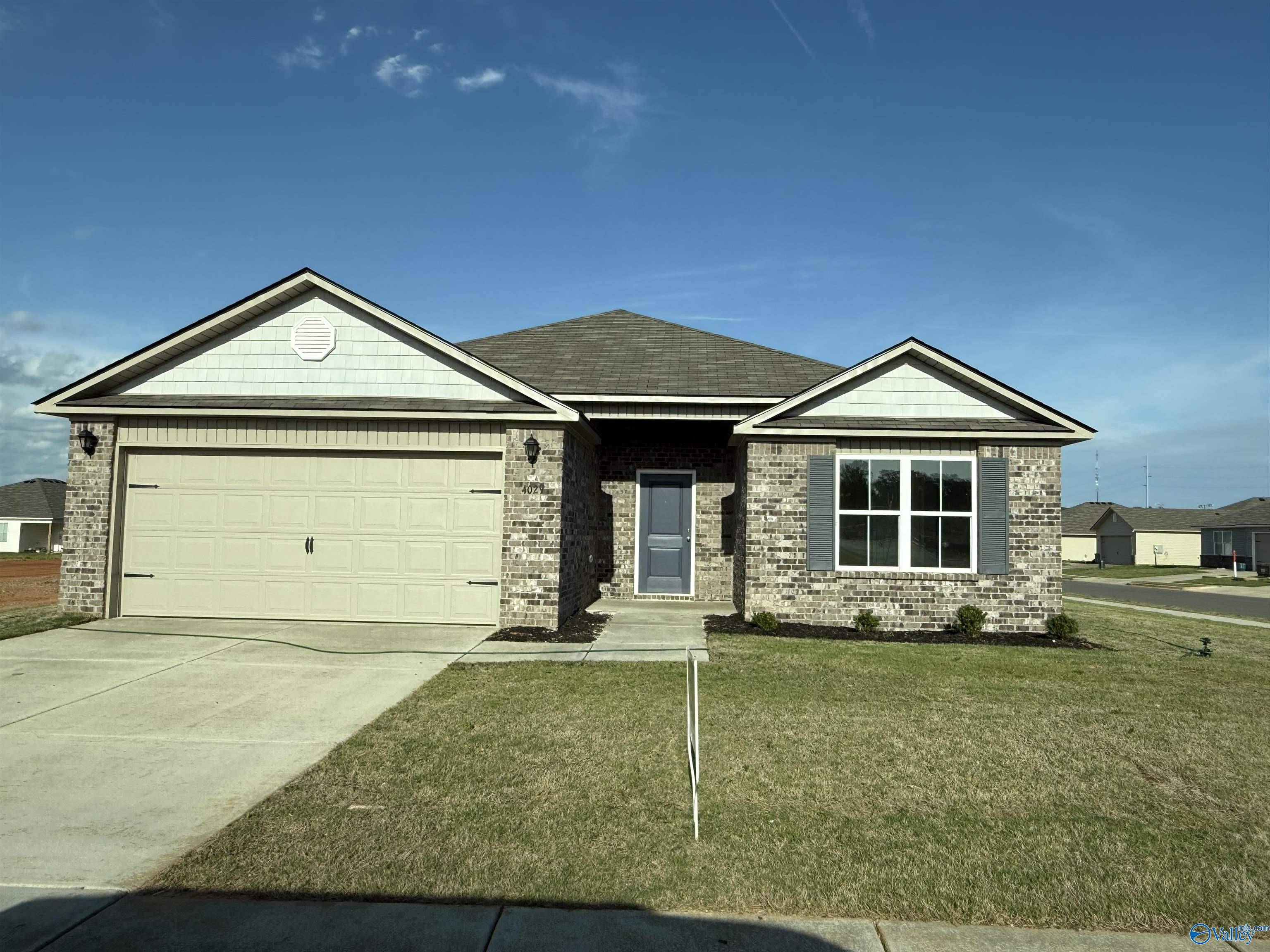 4029 Sherri Street SW, Decatur, AL 35603
