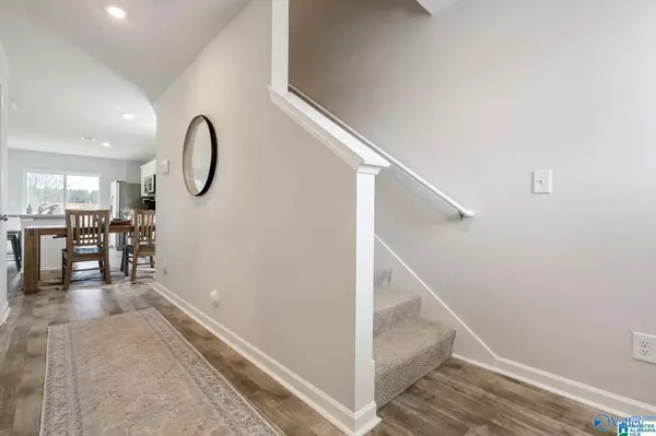 Decatur, AL 35603,304 Skykomish Road