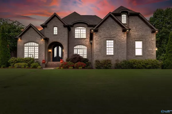 16335 Travertine Drive, Athens, AL 35613