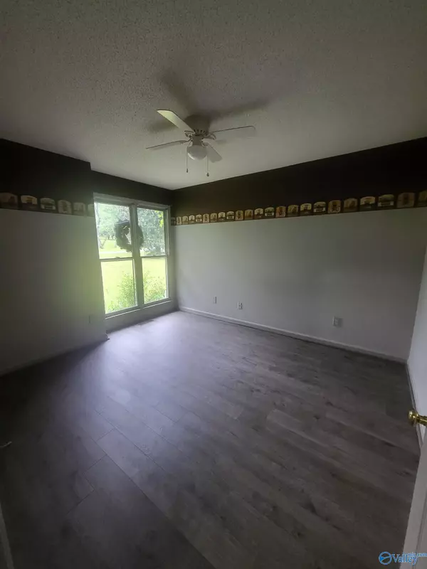 Gurley, AL 35748,218 Powell Street