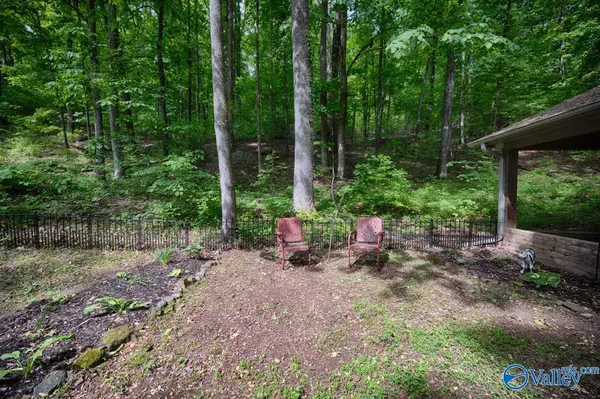 Owens Cross Roads, AL 35763,126 SE Catherine Drive