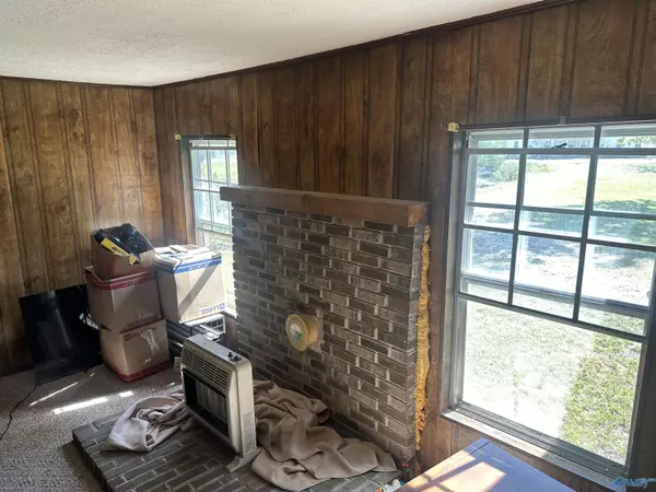 Moulton, AL 35619,8271 Al Hwy 36 W