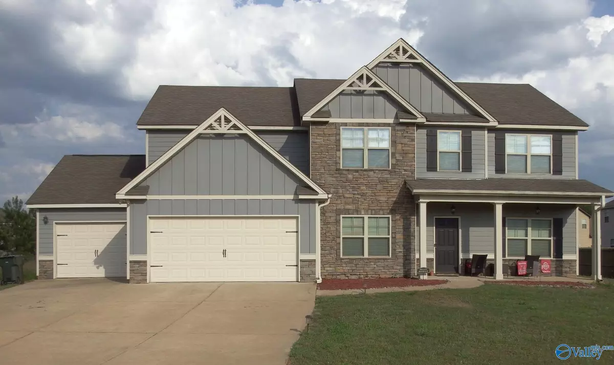 Fort Mitchell, AL 36856,14 Pebblebrook Lane