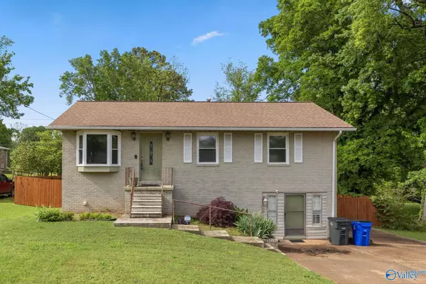 214 Pamplin Avenue, Florence, AL 35633