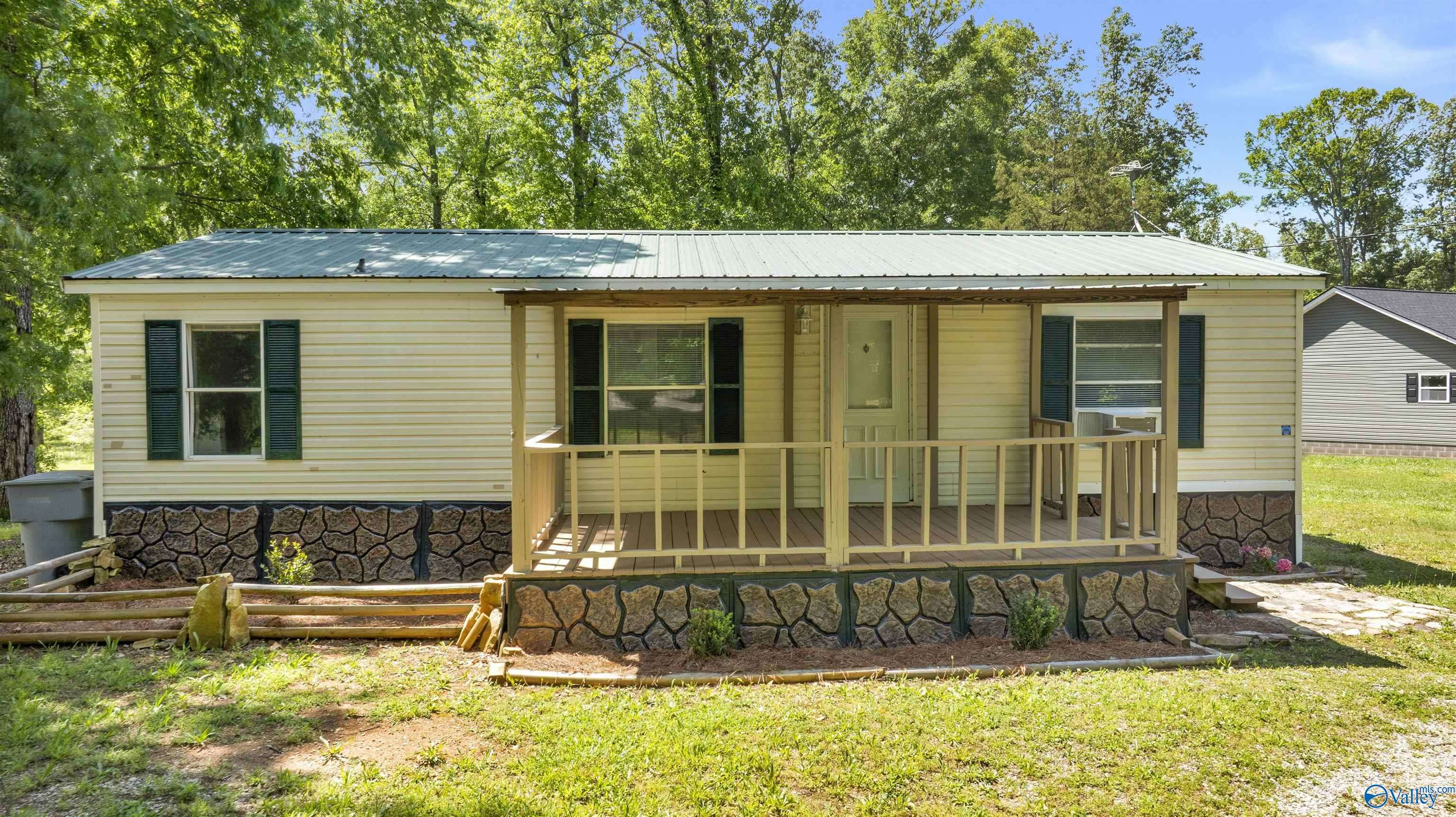 4030 Oak Drive, Cedar Bluff, AL 35959
