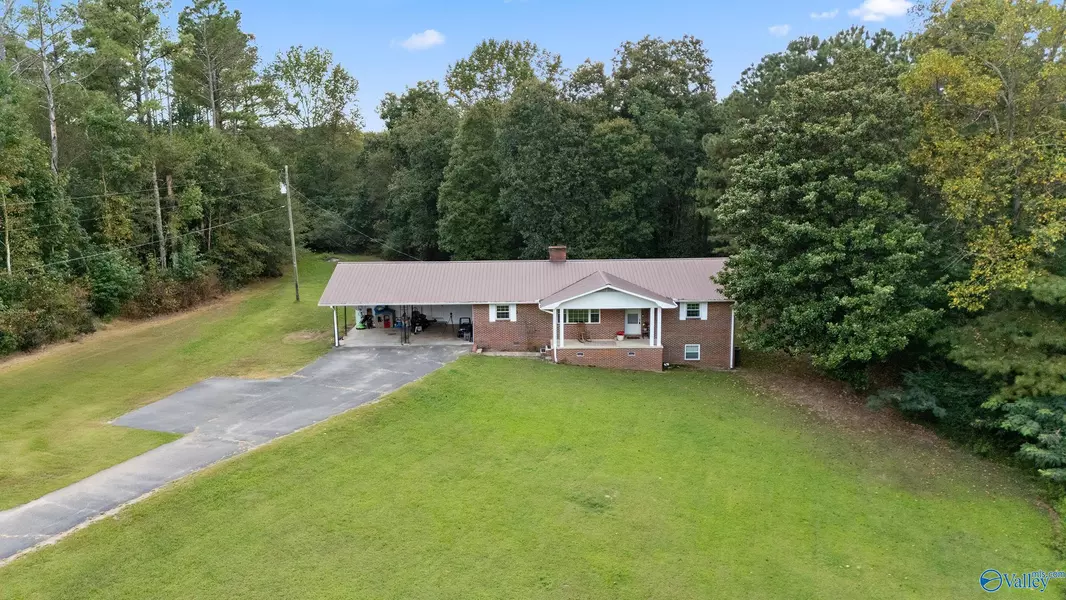 102 Baker Drive, Crossville, AL 35962