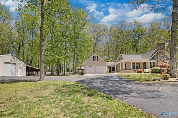 Boaz, AL 35957,253 County Road 203