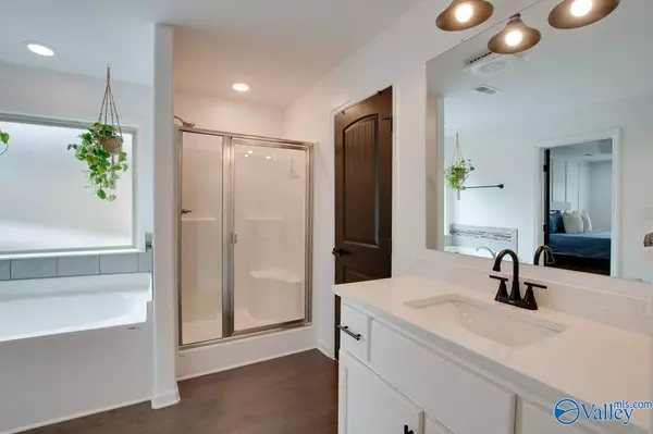 Toney, AL 35773,109 Wyatt Miles Lane