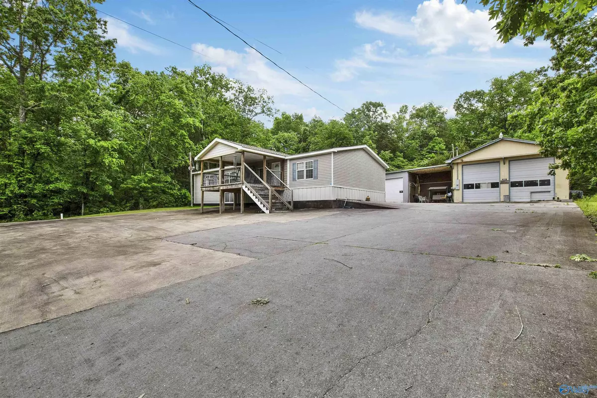 New Hope, AL 35760,702 Lyons Road