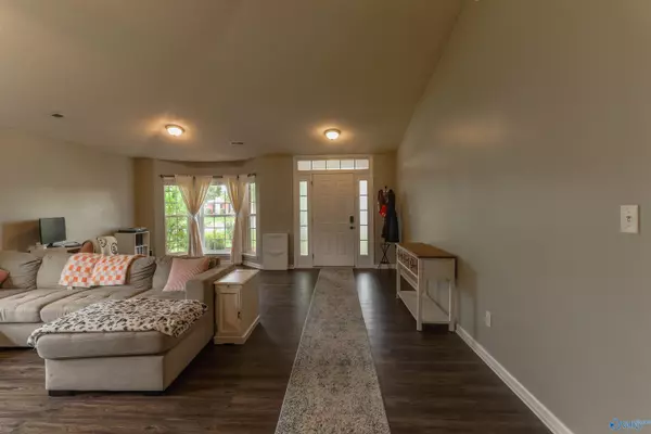 Owens Cross Roads, AL 35763,4715 Carrington Blvd