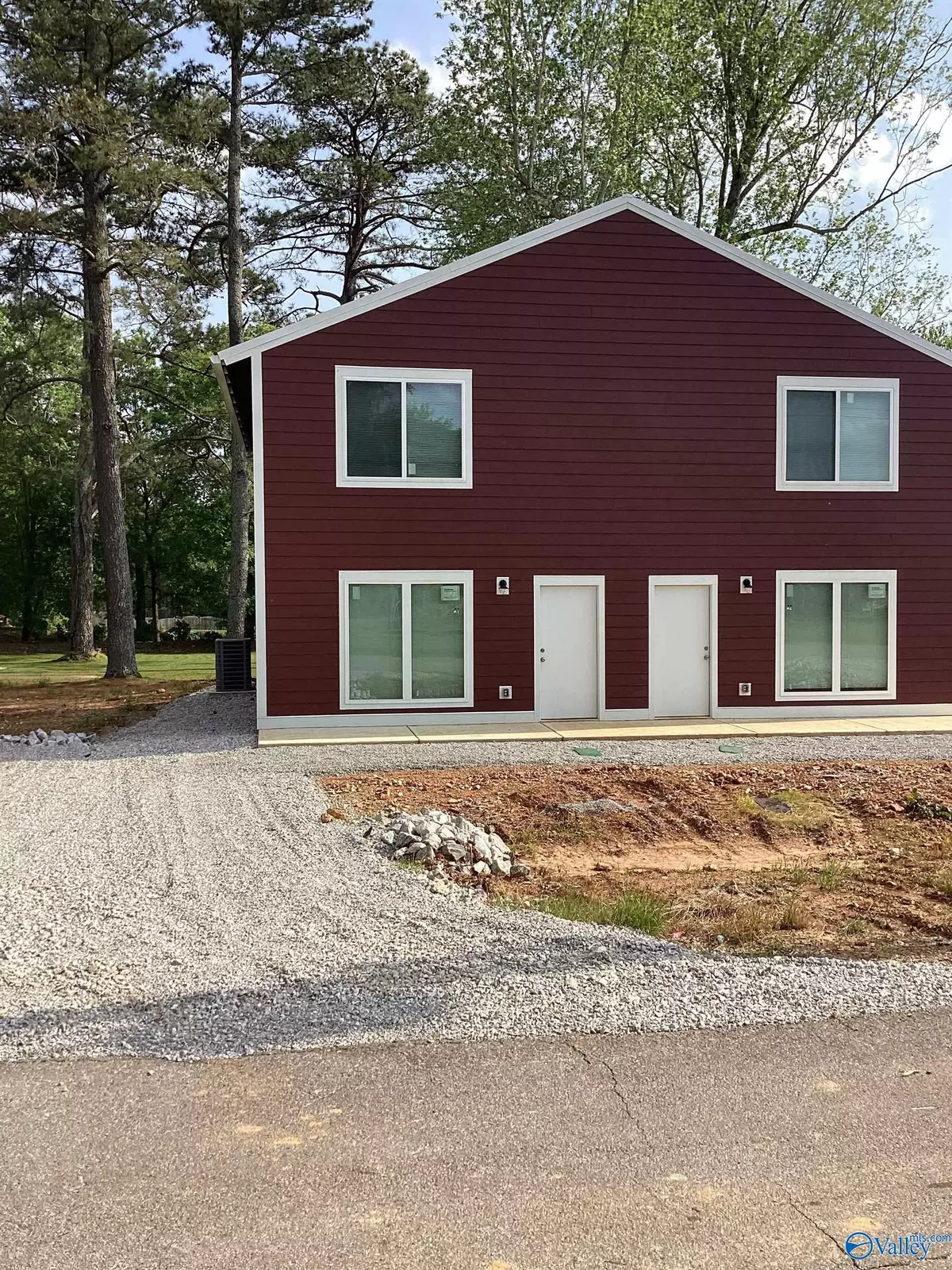 Huntsville, AL 35811,110 NE Lacy Lane NE