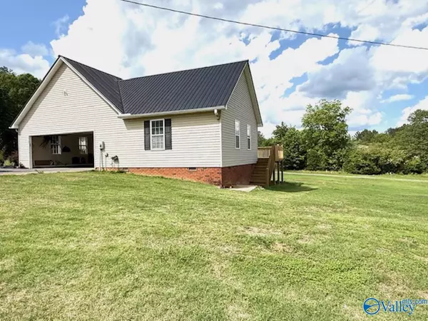 Boaz, AL 35956,2430 Lawson Gap Road