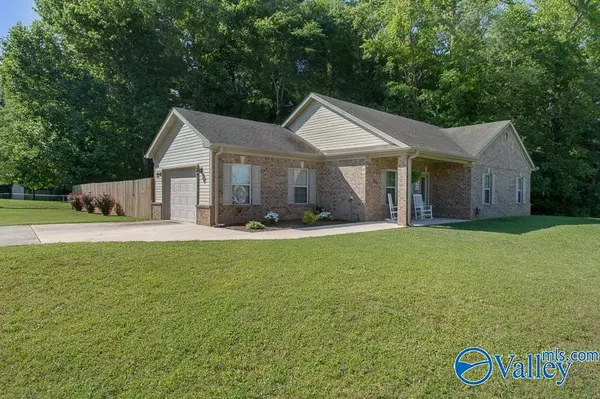 Toney, AL 35773,100 Lacebark Drive