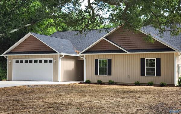 993 Old Cullman Road, Arab, AL 35016