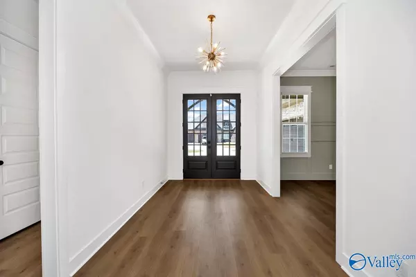 Owens Cross Roads, AL 35763,8322 Grayback Boulevard