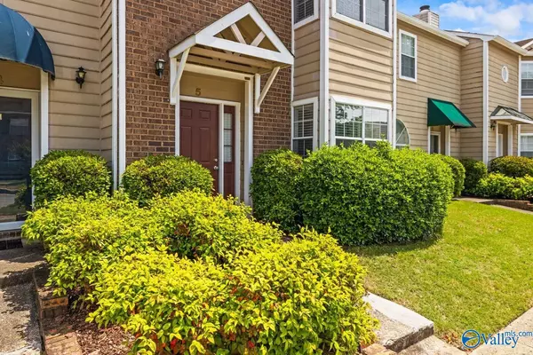 Huntsville, AL 35803,11112 S Memorial Parkway South #5L