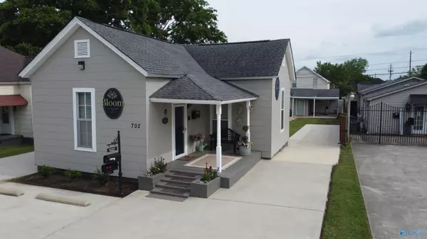 702 Mckinley Avenue, Huntsville, AL 35801