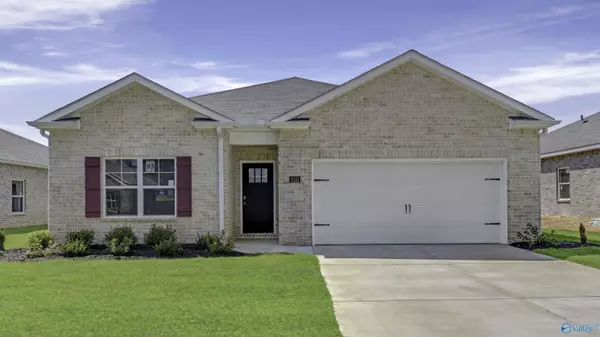 6151 Feather Way SE, Owens Cross Roads, AL 35763