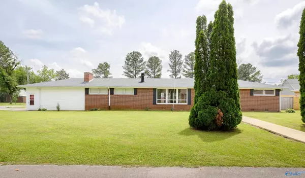 Muscle Shoals, AL 35661,1008 Pasadena Avenue