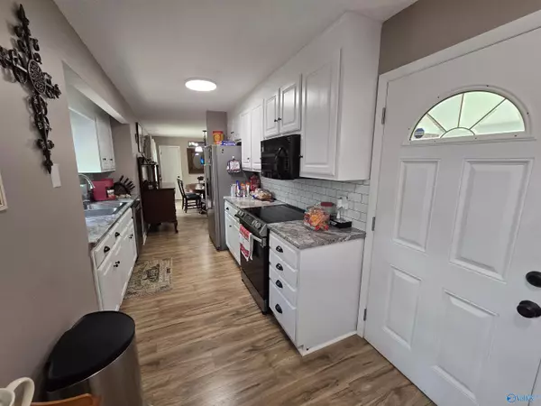 Huntsville, AL 35810,112 Jacque Jim Drive NE