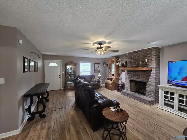 Huntsville, AL 35810,112 Jacque Jim Drive NE