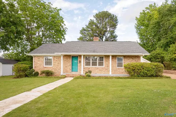 1912 E 31st Street, Sheffield, AL 35660