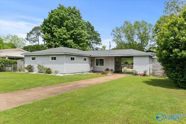 2006 13th Street, Decatur, AL 35601