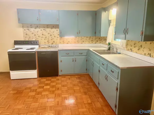 Rainbow City, AL 35906,3513 Park Lane