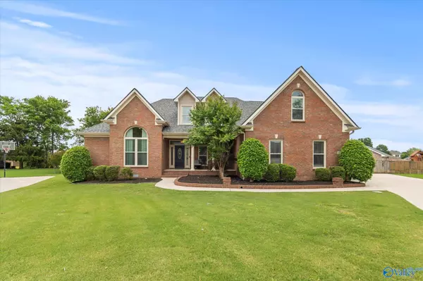 6901 Trick Lane, Owens Cross Roads, AL 35763