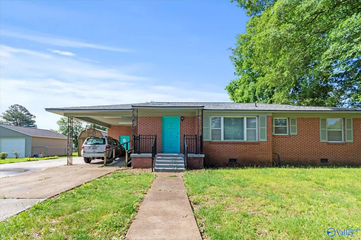 Decatur, AL 35601,905 Cedar Street SW