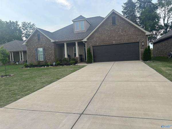 161 Creek Ridge Drive, Meridianville, AL 35759